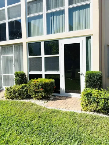 1481 S Ocean Boulevard Pompano Beach FL 33062