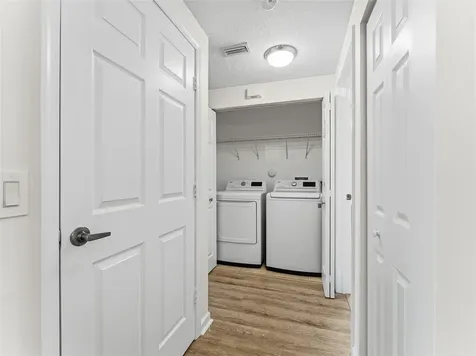 504 7th Square Vero Beach FL 32962