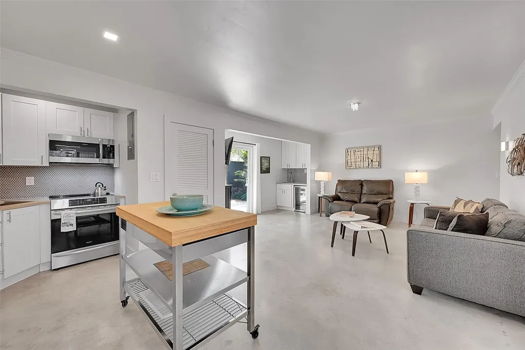 602 NE 27th Street Fort Lauderdale FL 33334