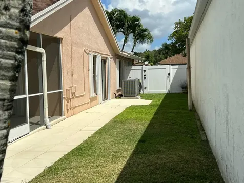 21023 Rustlewood Avenue Boca Raton FL 33428