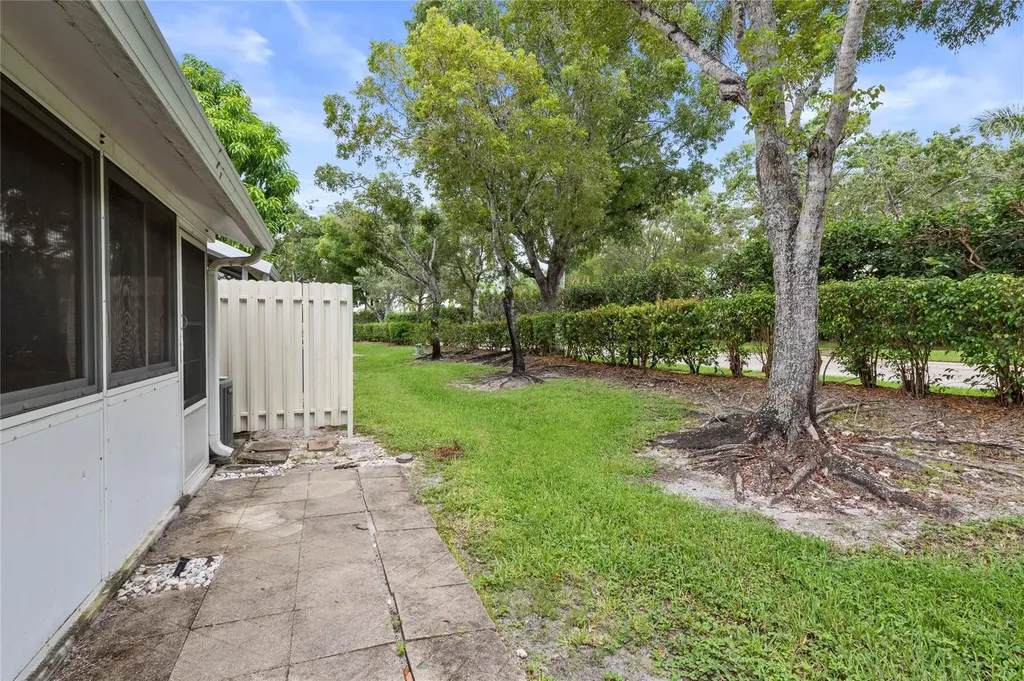1186 SW 44th Avenue Deerfield Beach FL 33442