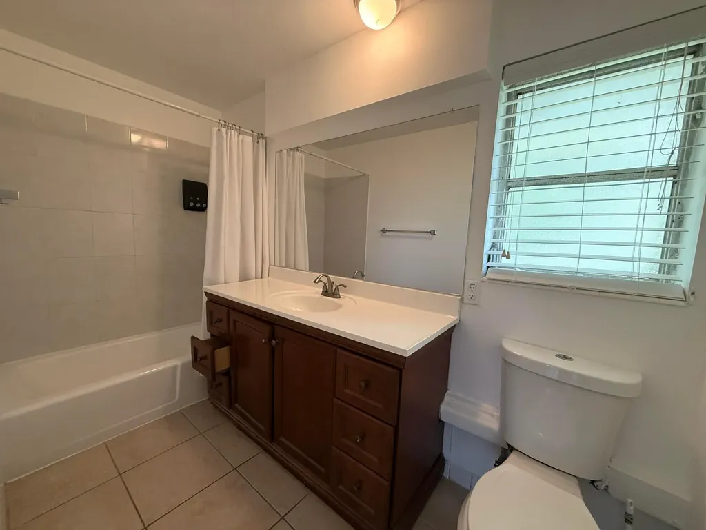 3226 NE 12th Street Pompano Beach FL 33062