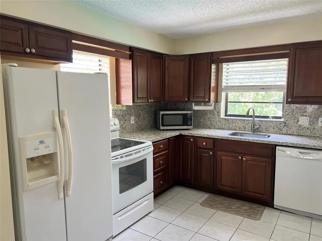 445 SE 21st Avenue Deerfield Beach FL 33441