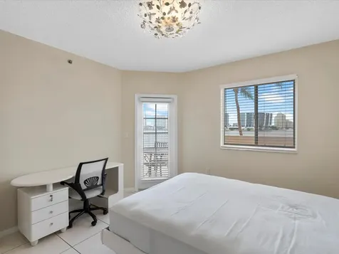 18260 N Bay Road Sunny Isles Beach FL 33160