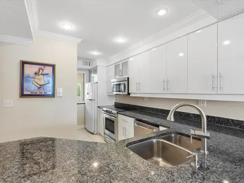 18260 N Bay Road Sunny Isles Beach FL 33160