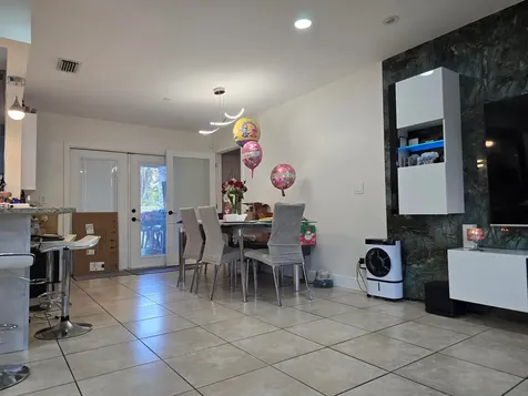7811 NW 40th Court Coral Springs FL 33065