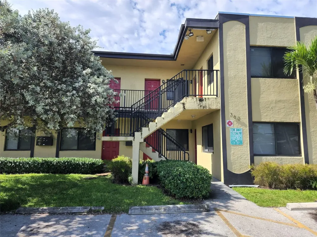 360 NW 8th Street Pompano Beach FL 33060