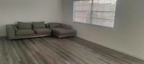 58 Spinning Wheel Lane Tamarac FL 33319