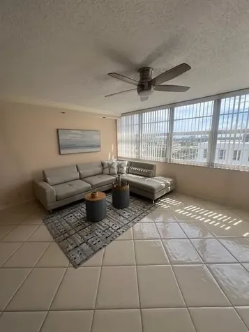 1160 N Federal Highway Fort Lauderdale FL 33304