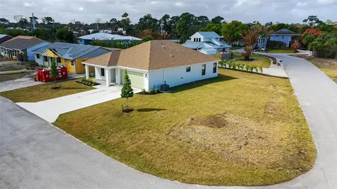 5048 SE Alicia Street Stuart FL 34997