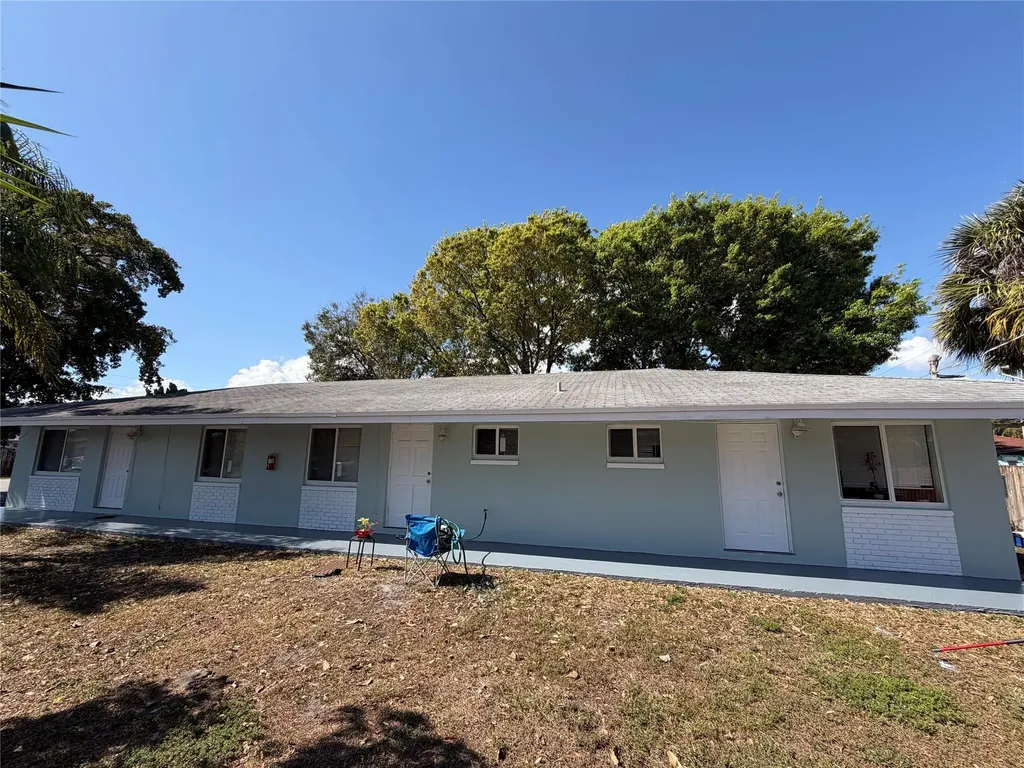 131 SW 14th Court Pompano Beach FL 33060