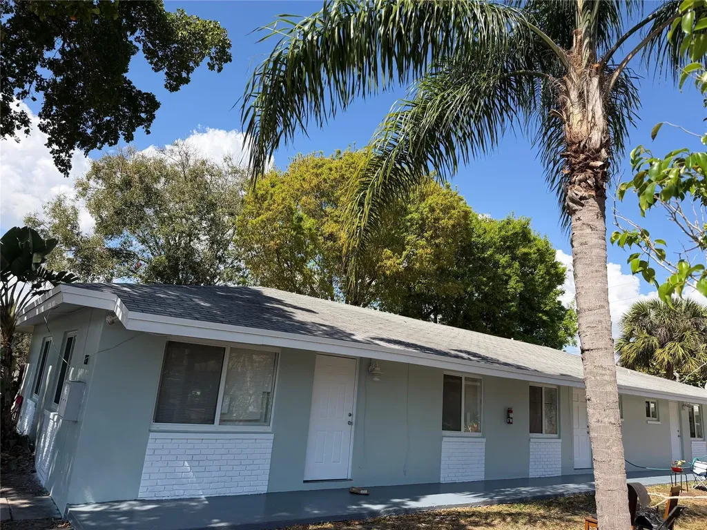 131 SW 14th Court Pompano Beach FL 33060