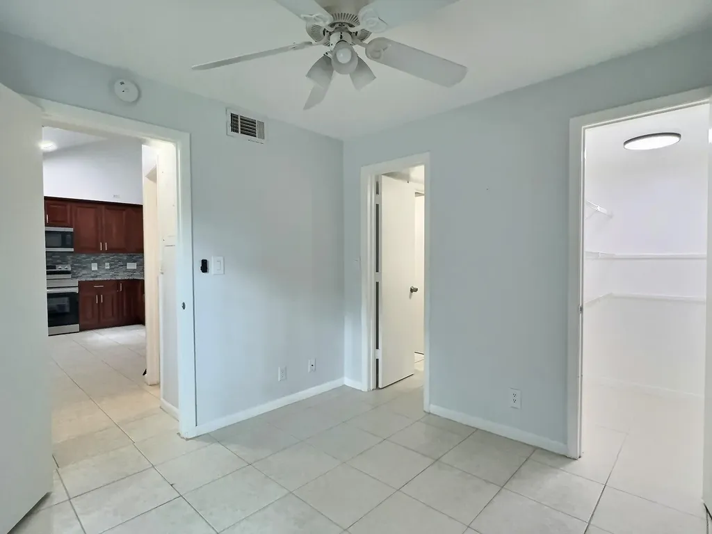 2652 Riverside Drive Coral Springs FL 33065