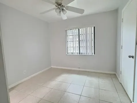 2652 Riverside Drive Coral Springs FL 33065