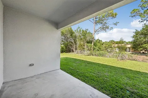 5019 Sunset Boulevard Fort Pierce FL 34982
