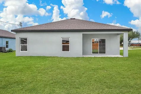 5604 Sunset Boulevard Fort Pierce FL 34982