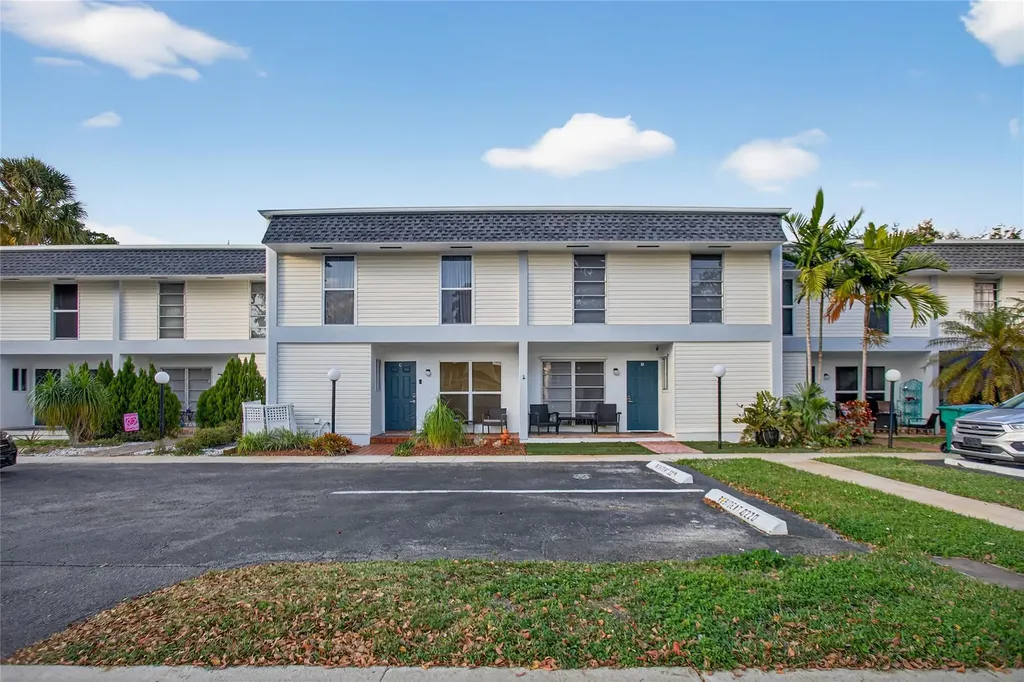 3331 Farragut Street Hollywood FL 33021