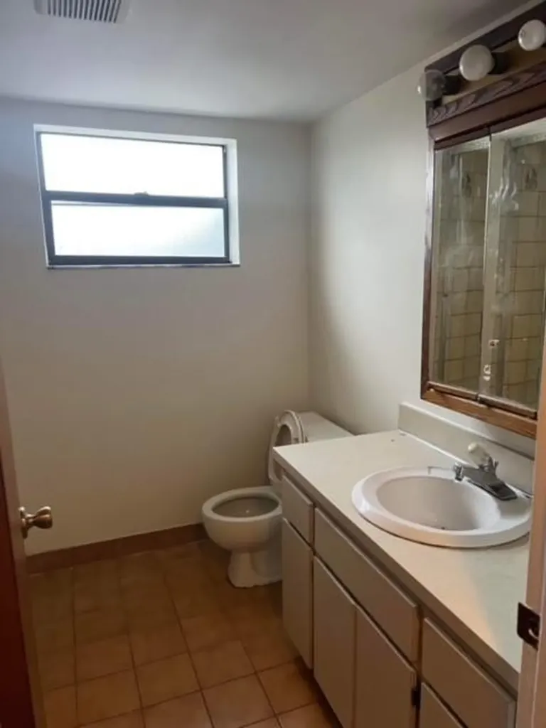 5922 Thomas Street Hollywood FL 33021