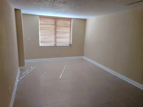 1250 NE 125th Street North Miami FL 33161