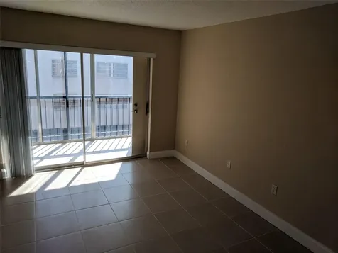 1250 NE 125th Street North Miami FL 33161