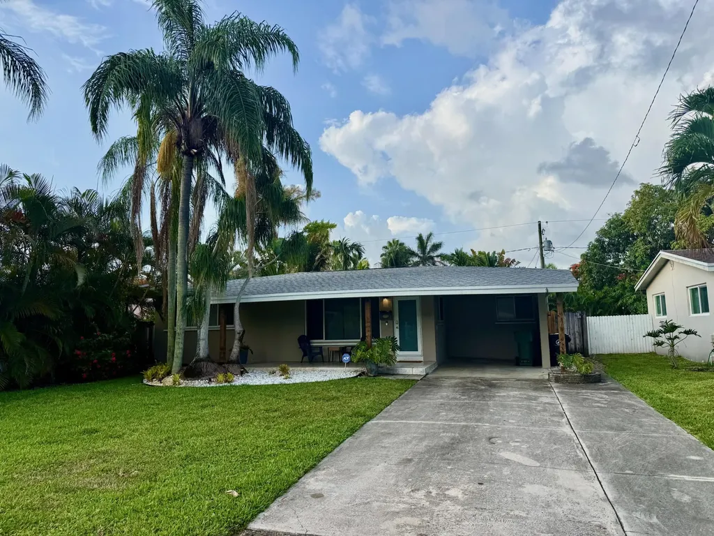 818 NE 18th Street Fort Lauderdale FL 33305