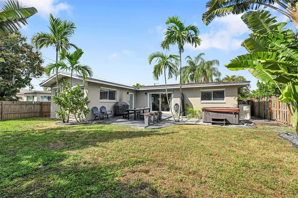 818 NE 18th Street Fort Lauderdale FL 33305