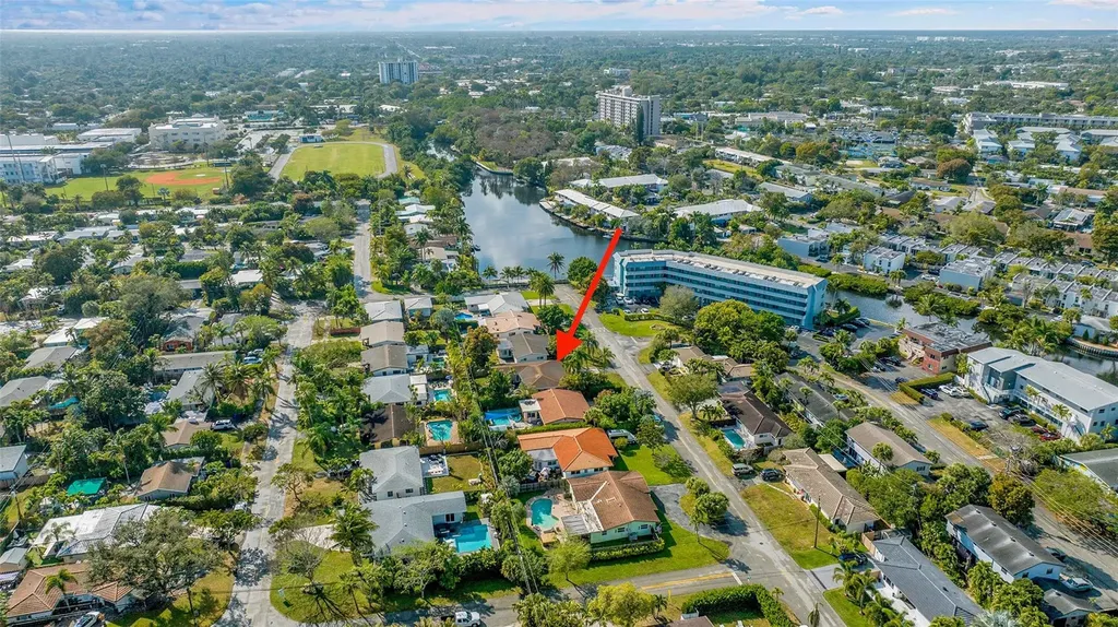818 NE 18th Street Fort Lauderdale FL 33305