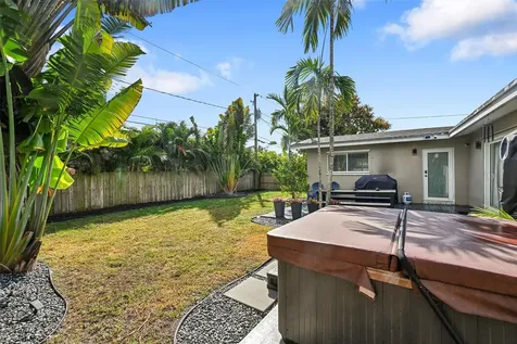 818 NE 18th Street Fort Lauderdale FL 33305