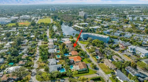 818 NE 18th Street Fort Lauderdale FL 33305