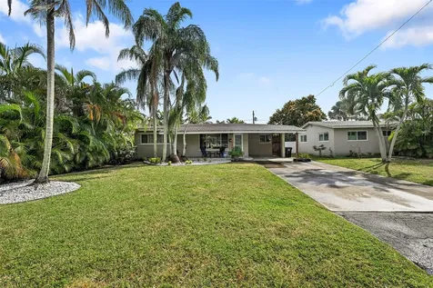 818 NE 18th Street Fort Lauderdale FL 33305