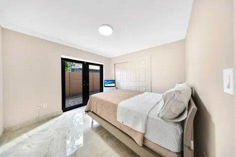 1170 SW 85th Court Miami FL 33144
