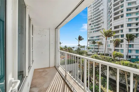 Lauderdale By The Sea FL 33062