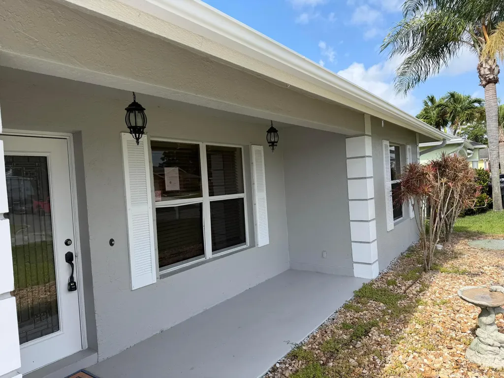 1874 SW Capehart Avenue Port St Lucie FL 34953