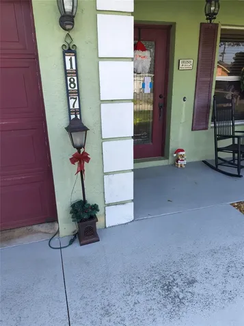 1874 SW Capehart Avenue Port St Lucie FL 34953