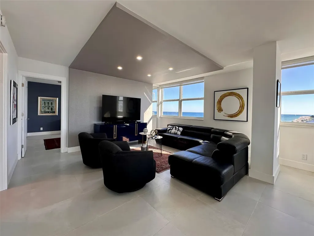 209 N Fort Lauderdale Beach Boulevard Fort Lauderdale FL 33304