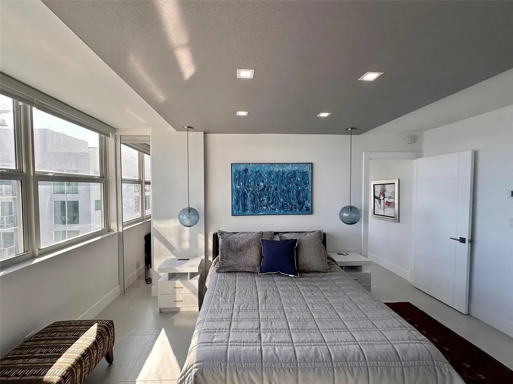 209 N Fort Lauderdale Beach Boulevard Fort Lauderdale FL 33304