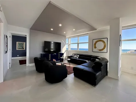 209 N Fort Lauderdale Beach Boulevard Fort Lauderdale FL 33304