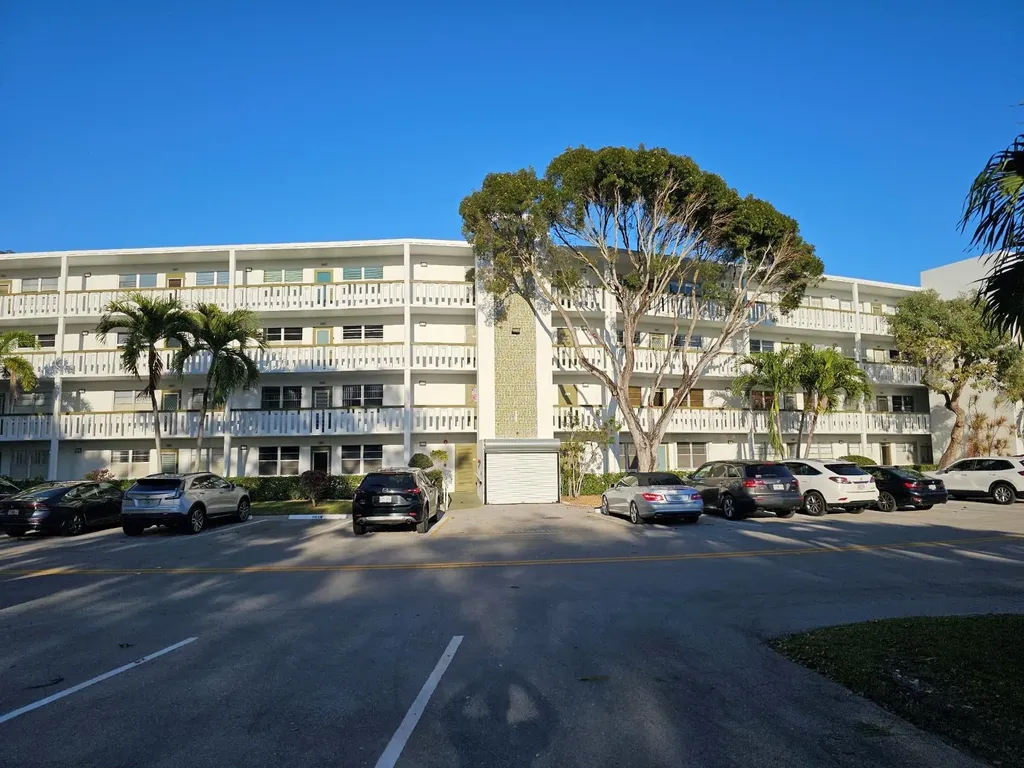 4015 Lyndhurst I Deerfield Beach FL 33442