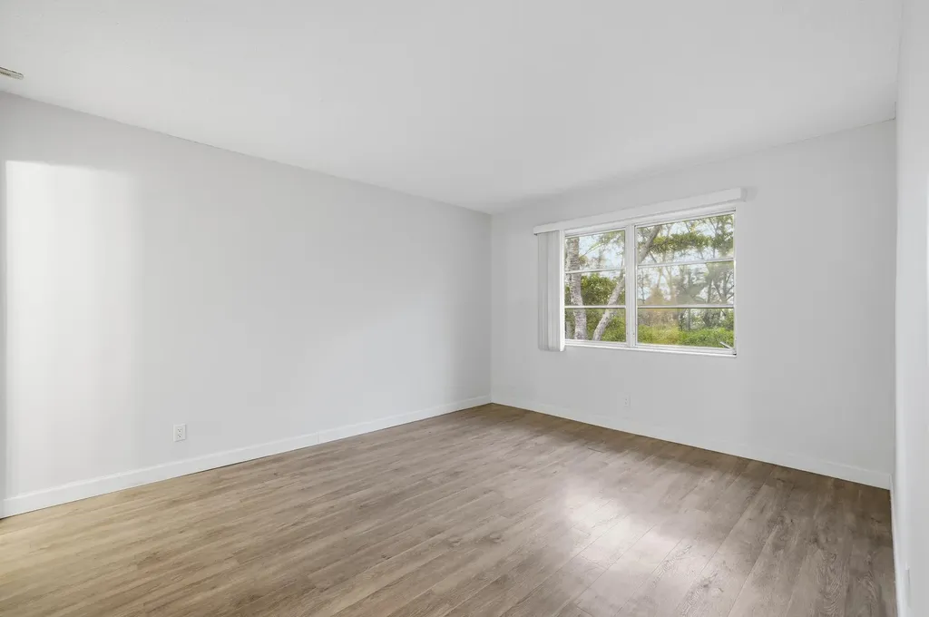 1400 NE 57th Street Fort Lauderdale FL 33334