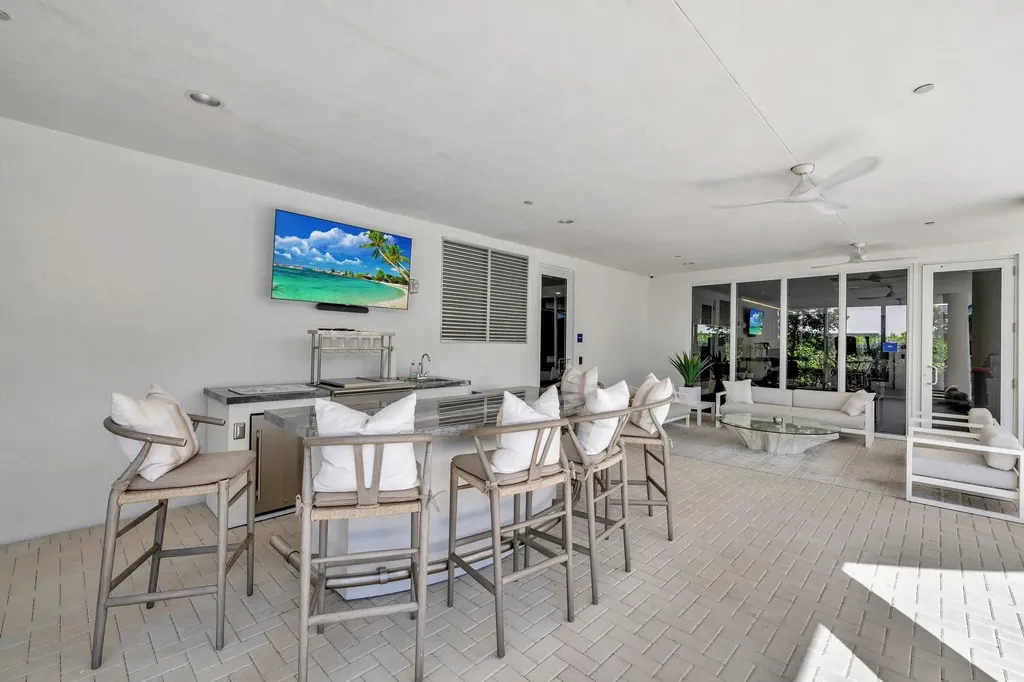 612 Bayshore Drive Fort Lauderdale FL 33304