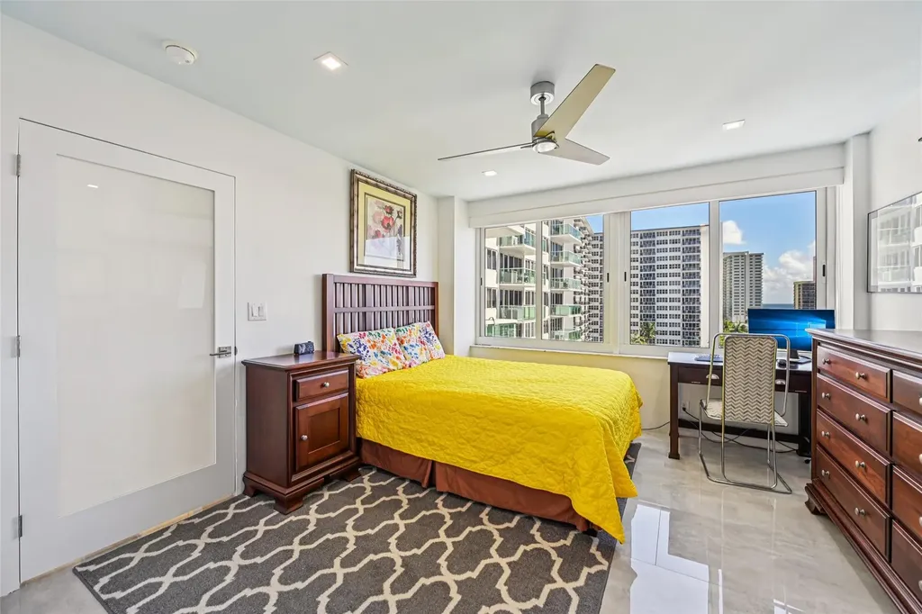 3233 NE 34th Street Fort Lauderdale FL 33308