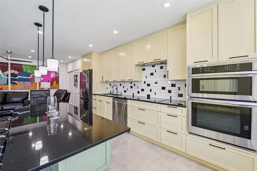 3233 NE 34th Street Fort Lauderdale FL 33308