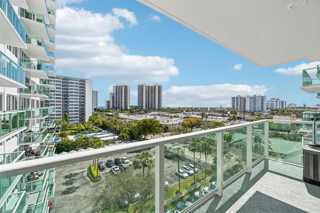 3233 NE 34th Street Fort Lauderdale FL 33308