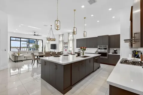 8550 W Parkland Bay Trail Parkland FL 33076
