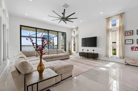 8550 W Parkland Bay Trail Parkland FL 33076