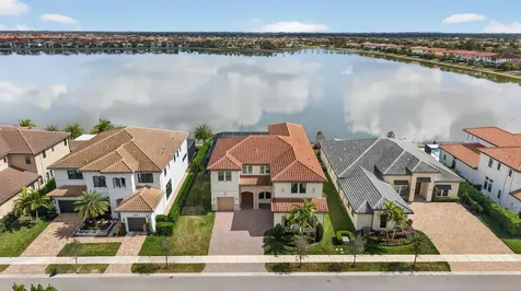 8550 W Parkland Bay Trail Parkland FL 33076