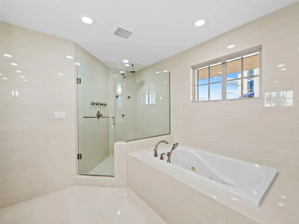 3415 N Ocean Drive Hollywood FL 33019