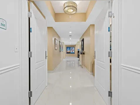 3415 N Ocean Drive Hollywood FL 33019