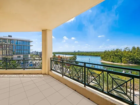 3415 N Ocean Drive Hollywood FL 33019