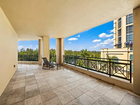 3415 N Ocean Drive Hollywood FL 33019